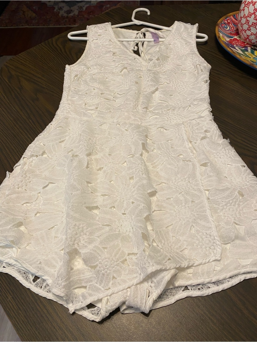 Alya White Floral Lace Sleeveless Dress